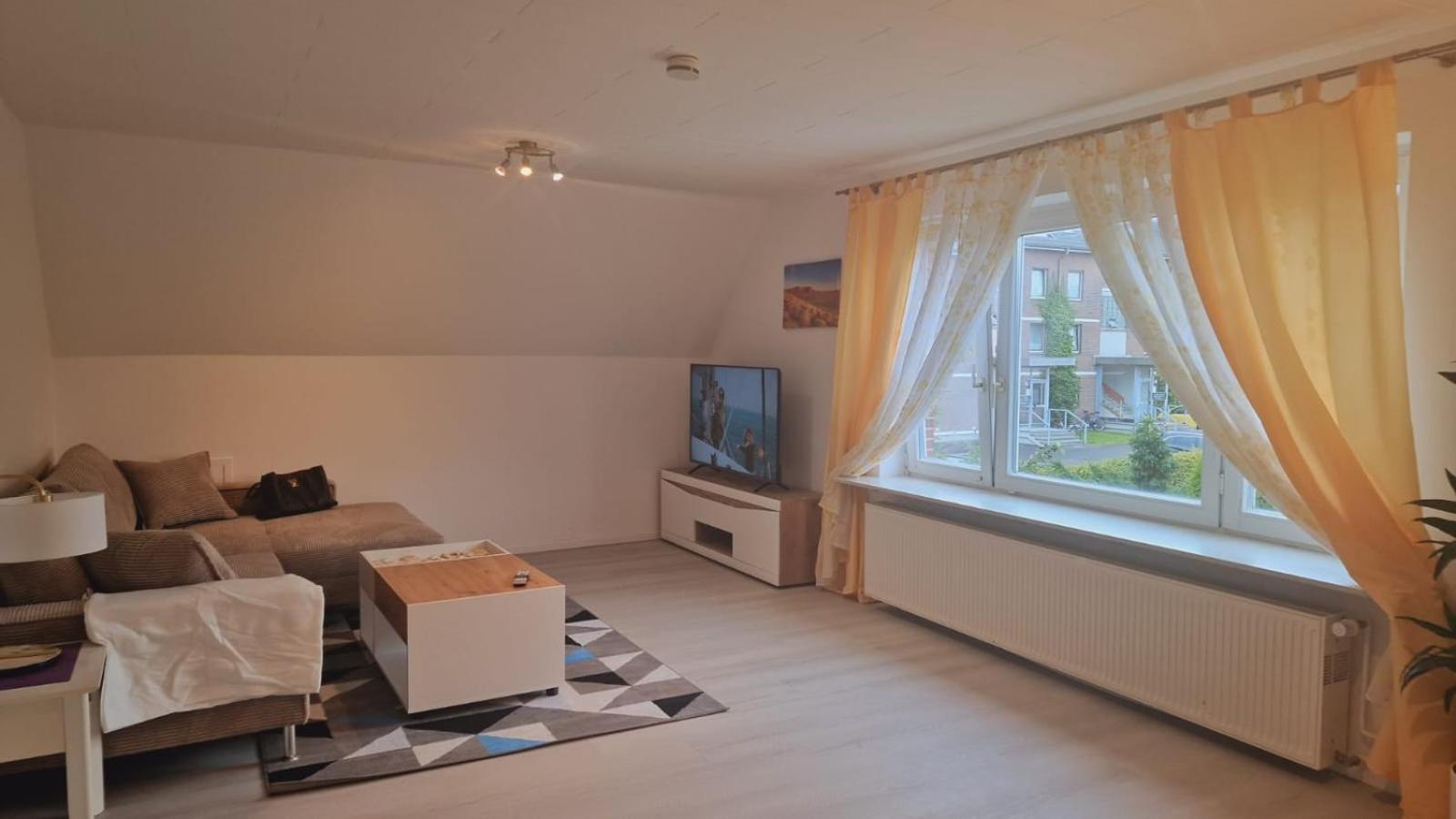 De Lux Wohnung 比苏姆 外观 照片